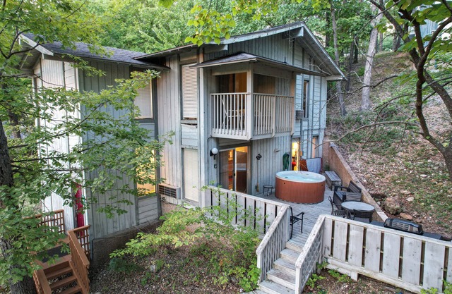 Great Location, Margaritaville Amenities & Hot Tub
