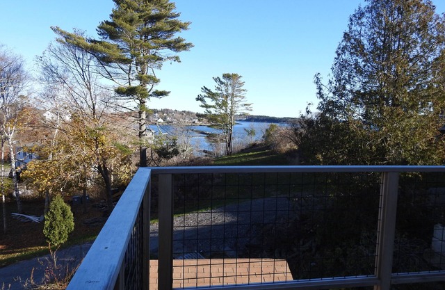 Great location on Bailey Island