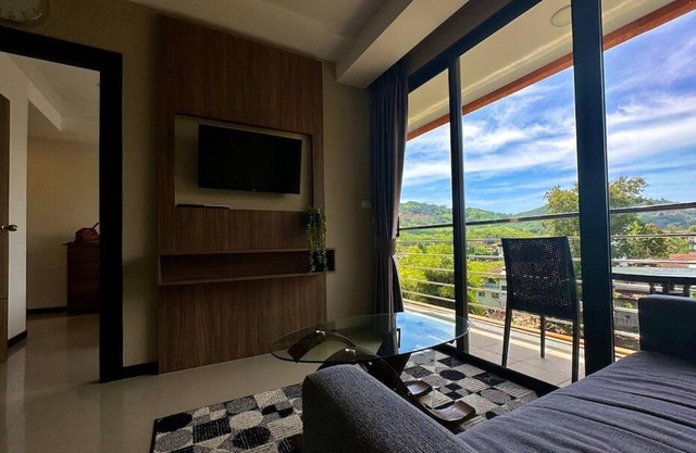 Great mountain view apartment, Pearl 504