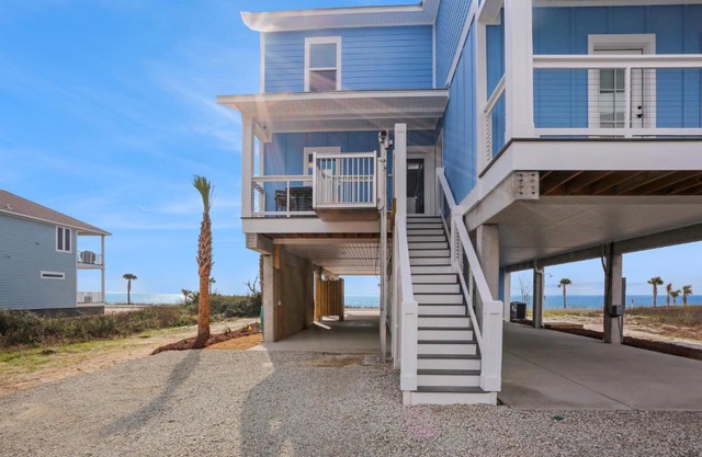 Great Sunsets II by Pristine Properties Vacation Rentals
