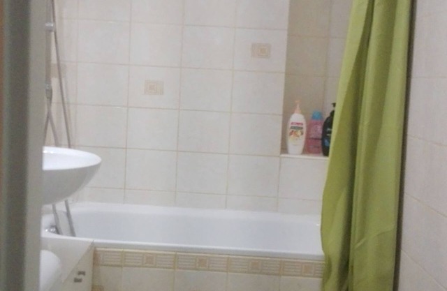 GREEN APARTAMENT - 2 bedrooms, equipped kithen, bath, LAN and freeWiFi, cable TV