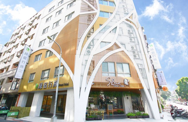 Green Hotel - West District