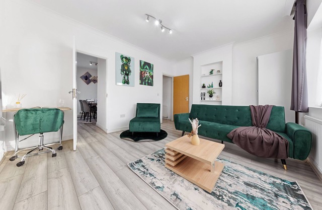 Green Hype- 10 mins to stadium - FREE WIFI