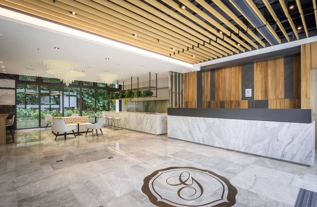 Green World NanGang Hotel