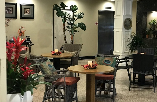 GreenTree Inn & Suites Alhambra