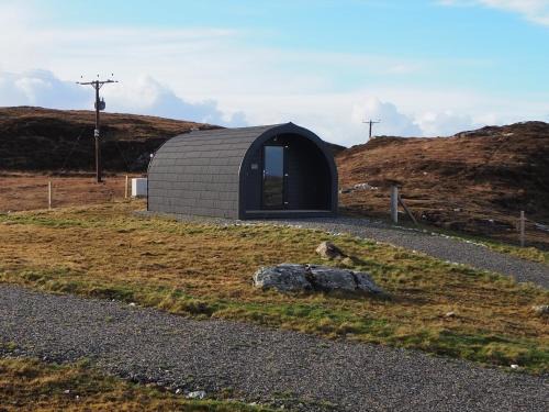 Grimsay Glamping, North Uist - Pod Ruadh