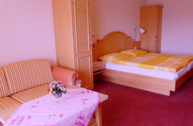 Großzügiges und Freundlich Eingerichtetes Appartement mit Modernem Dusch-badezimmer