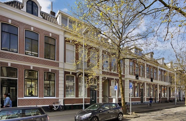 Großes monumentales Haus in der Nähe von Amsterdam und dem Strand.