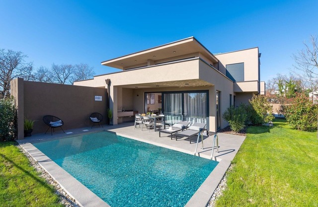 Ground-Floor Apartment with Private Pool and Terrace in Istria, 150 Meters from the Sea