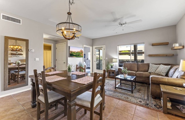 Ground Floor Condo Near Plaza & Fountain Park w/Pool, Hot Tub & Private Patio