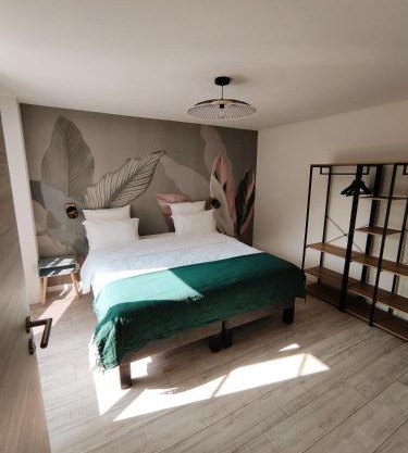 Gte du moulin brochat avec espace jacuzzi commun