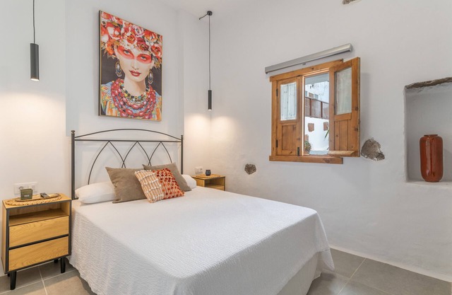 'Guatiza' Vacation Apartment with Shared Pool, Shared Terrace and Wi-Fi