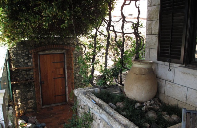 Guest House Maria 7 min walking from old town