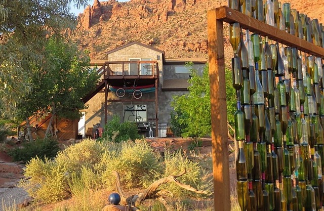 Guest Nest 360 very peaceful with stunning views work remotely & recreate