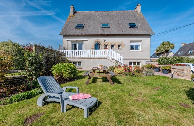 Guest Room in Lesneven