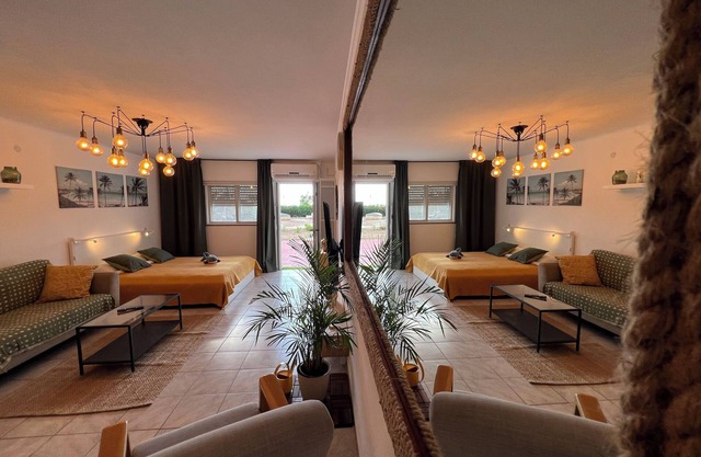 Gugel Waves Apartments