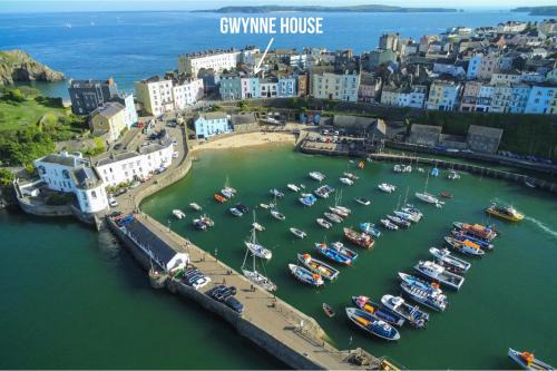 Gwynne House - 6 Bed Holiday Home - Tenby Harbour