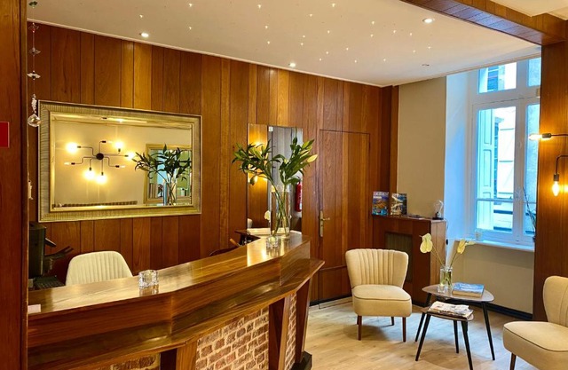 Hôtel Moderna