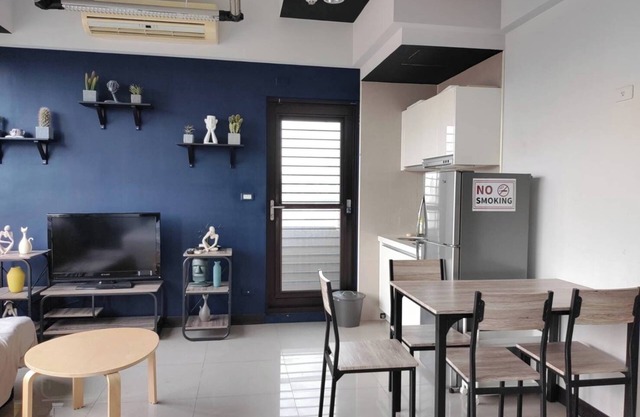 H&K Mall QSquare above Taipei Main Station