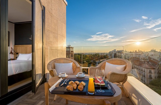 H10 Puerta de Alcalá 4* Sup