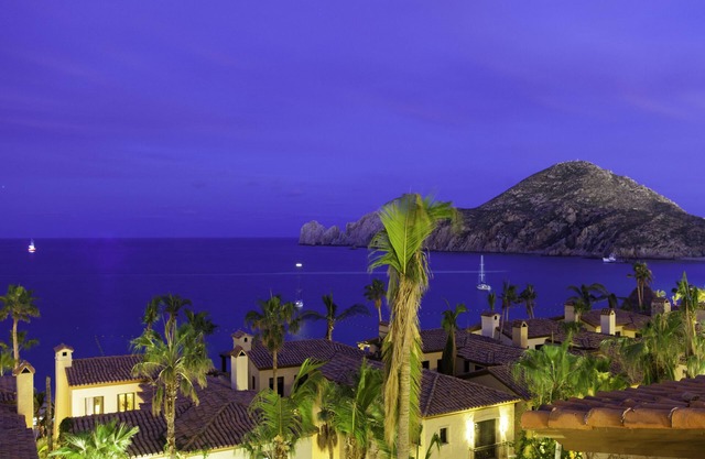 Hacienda Beach Club, Gorgeous Views, 2 BR, Most Desirable Bldg 4 on 3rd Floor.
