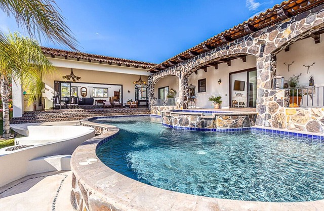 Hacienda Elena in Puerto Los Cabos