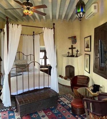 Hacienda Las Amantes