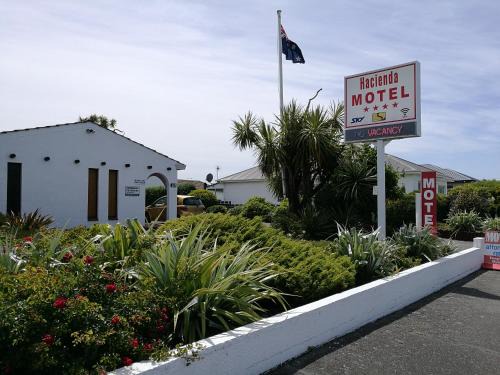Hacienda Motel