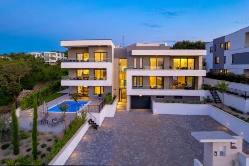 HADRIE LUXURY RESORT AND VILLAS ROVA ed