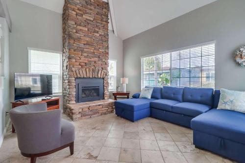Half block to bay steps to ocean AC large patio