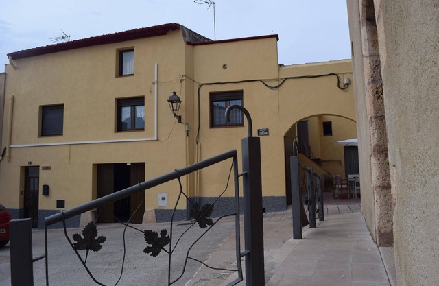 Half-timbered house "Casa Entera".