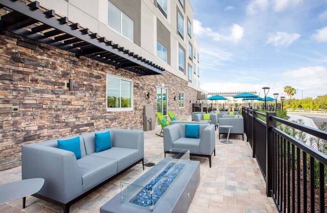 Hampton Inn & Suites North Port