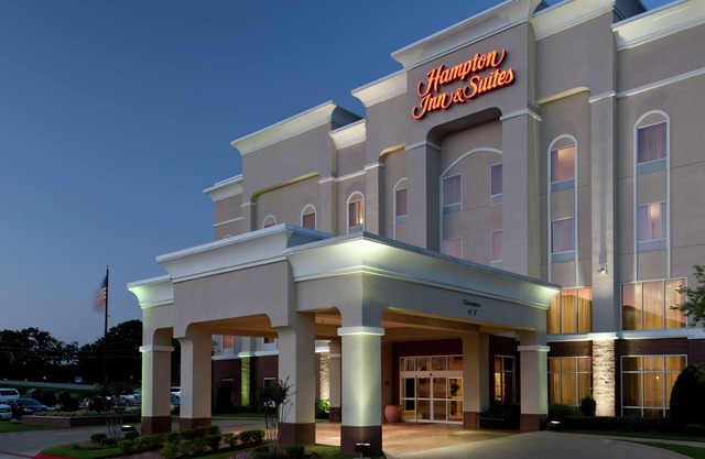 Hampton Inn & Suites Texarkana