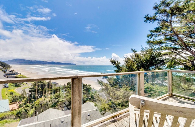 Hand-Built Gem with Two Large Decks and Incredible Views - 1/4 Mile to the Beach