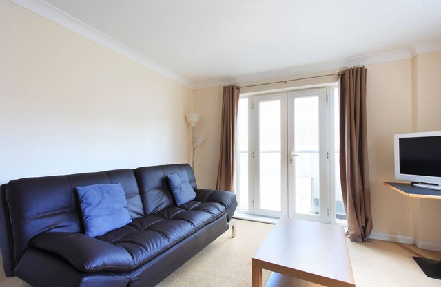 Handleys Ct, Apt 5 - 2 bed luxury