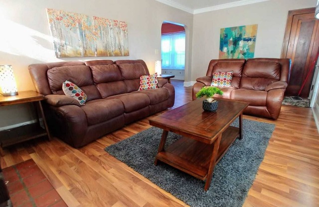 Happy Hideaway Old Brooklyn #2