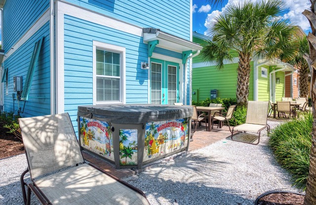 Happy Ours Cottage near Disney with Private Hot Tub and Margaritaville Resort &.