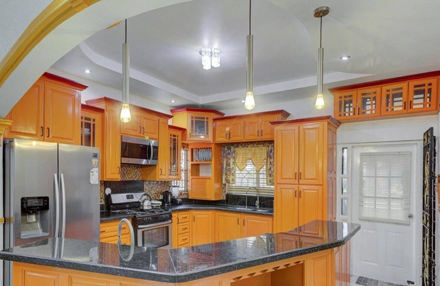 Harmony Suites is a modern and stylish four bedrooms property.