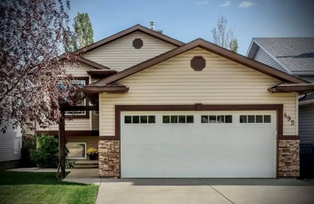 Harper House-Home away from home in Lethbridge