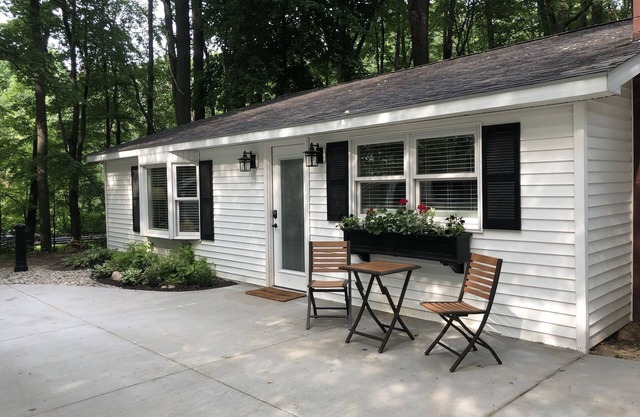 Hart Haven is the perfect place to relax and unwind. Comfortably decorated