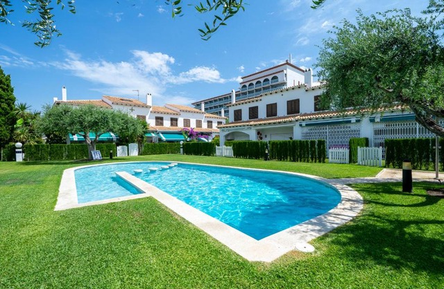 Hauzify I Casa Abat Bassa