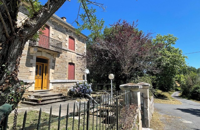 Havre de paix dans le Ségala - Lodging for 8 people (4 bedrooms) in Aveyron.