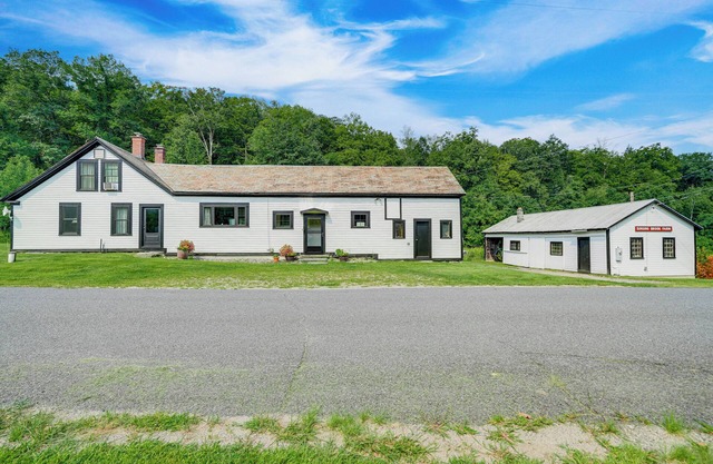 Hawley Home w/Deck & Mtn Views: Swim, Ski & More!