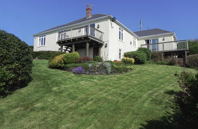 Hazeldene, amazing sea and countryside views