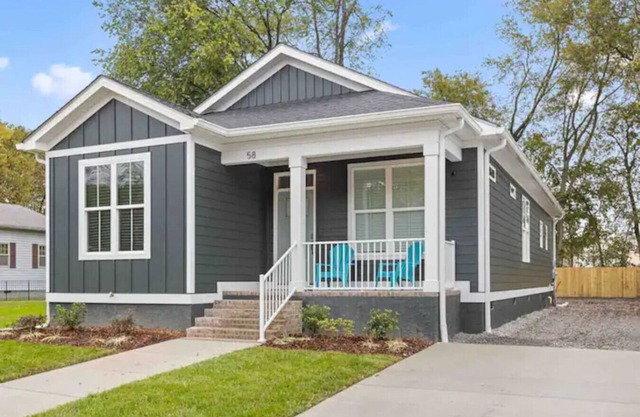 Heart of Downtown Chattanooga | Sleeps 8 | Pool Table