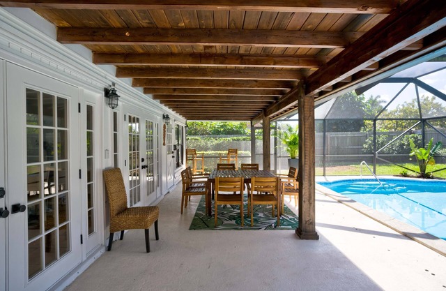 Heated Pool Modern Oasis Sleeps 9! Renovated! Dog Friendly!
