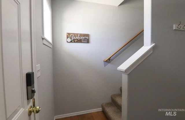 Heather’s Home- 3 Bed, 2.5 Bath, full kitchen. Clean and comfortable Moscow home