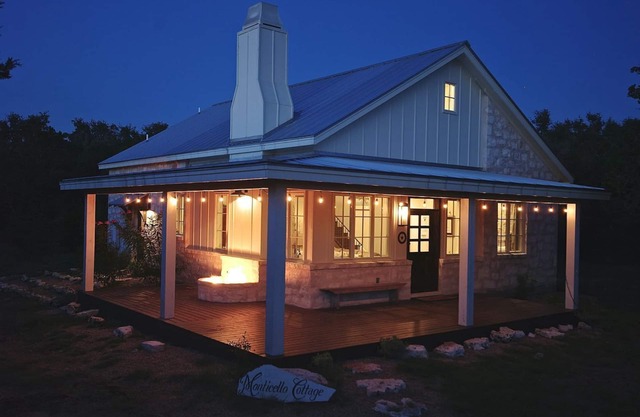 Heaven in the Hills. Welcome to Monticello Cottage