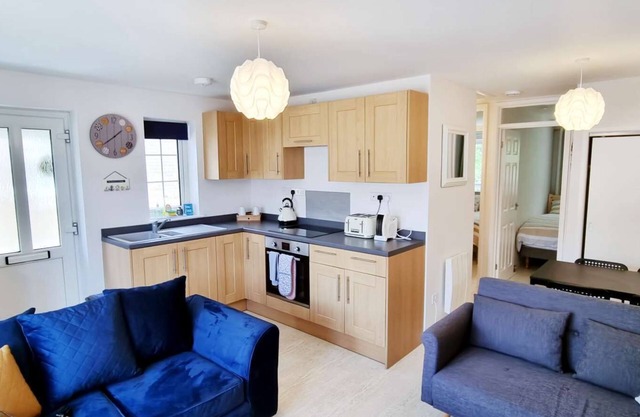 Hedgehogs Home Sleeps 4