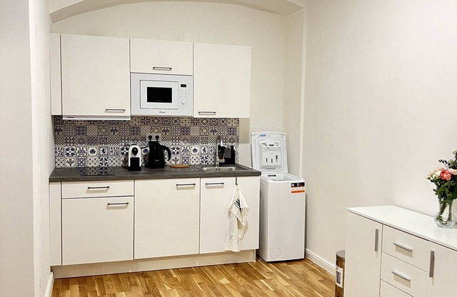 Helen Homestay Florenc Newly Built Apartment